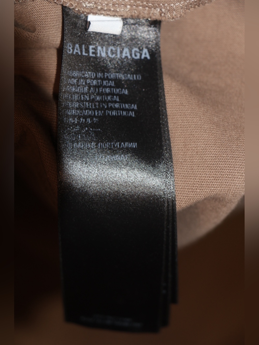 Balenciaga Logo Print T-Shirt - Picture 6 of 11